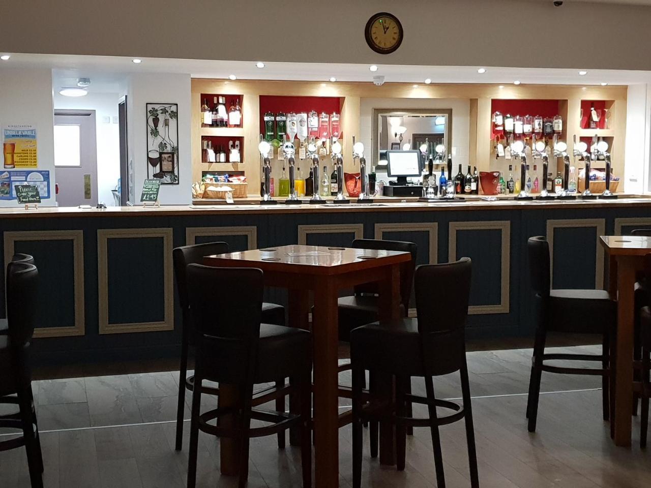 The Kingstanding Inn Бирмингем Экстерьер фото